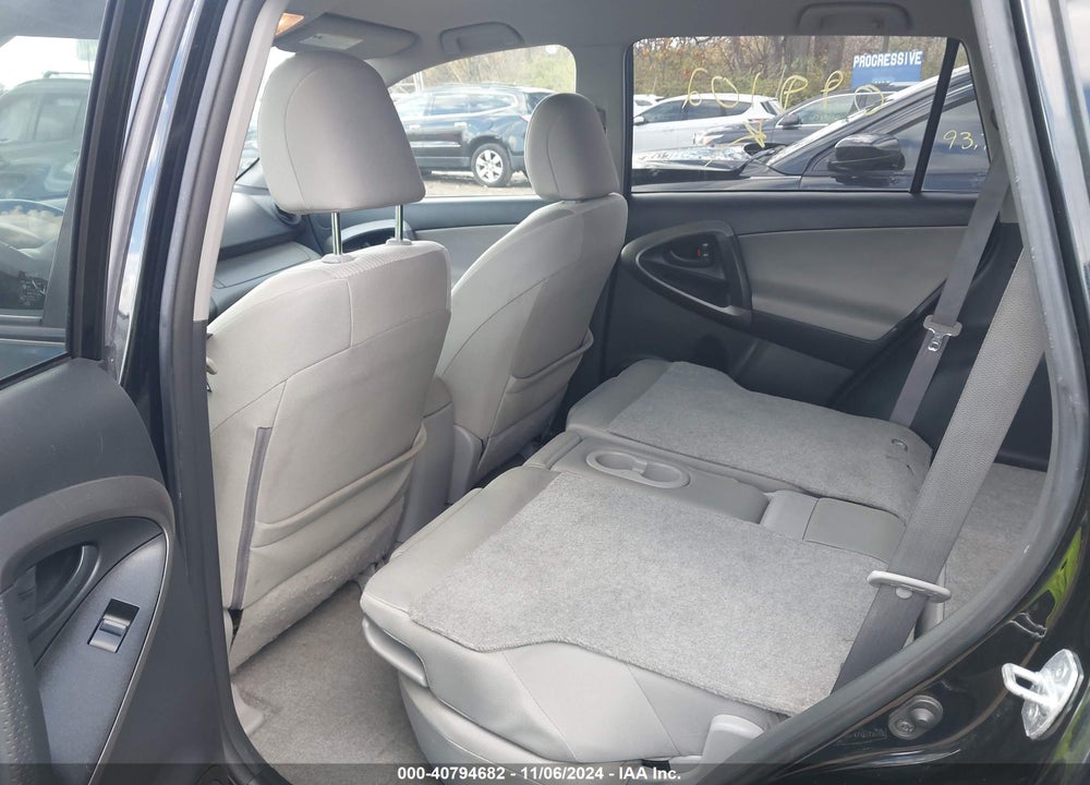 2011 TOYOTA RAV4 BASE V6 VIN: JTMBK4DV9B5099102