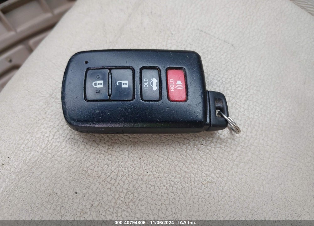 2014 TOYOTA CAMRY XLE VIN: 4T4BF1FK5ER402409