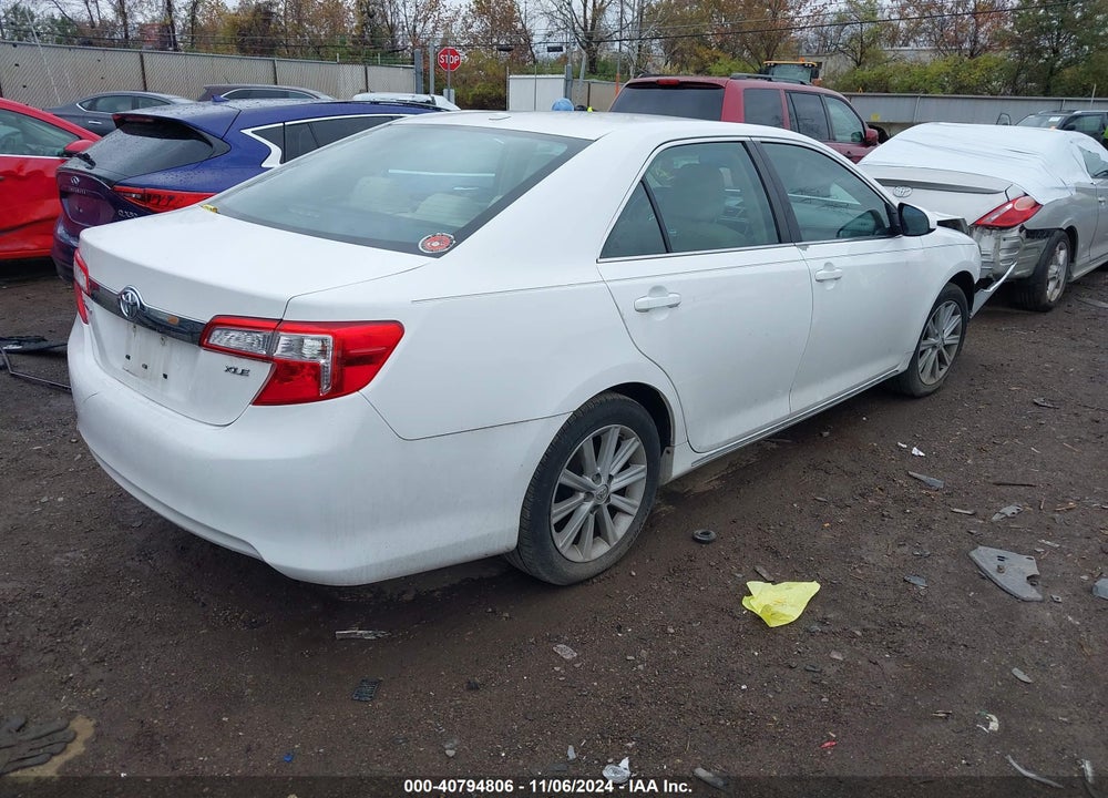 2014 TOYOTA CAMRY XLE VIN: 4T4BF1FK5ER402409