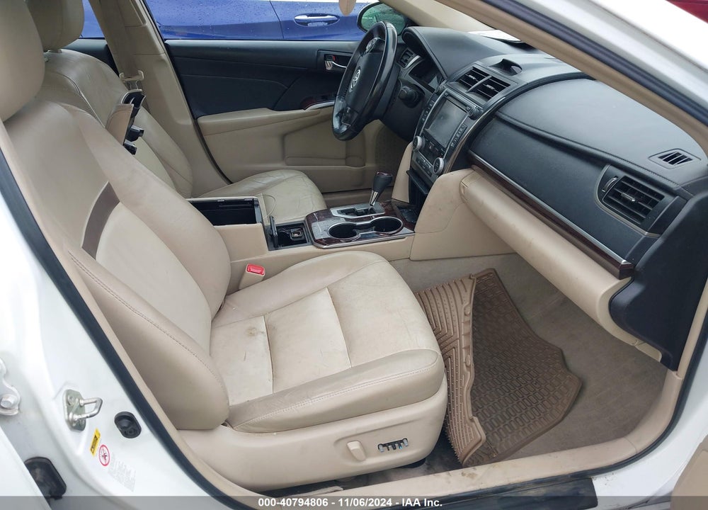 2014 TOYOTA CAMRY XLE VIN: 4T4BF1FK5ER402409