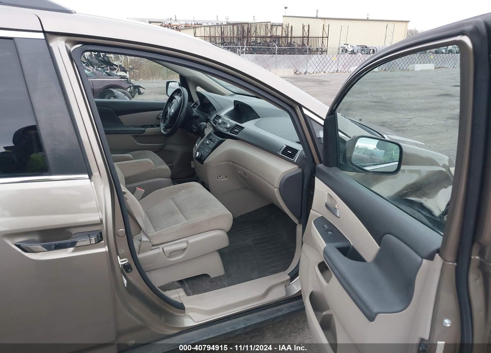 2013 HONDA ODYSSEY LX VIN: 5FNRL5H2XDB055192