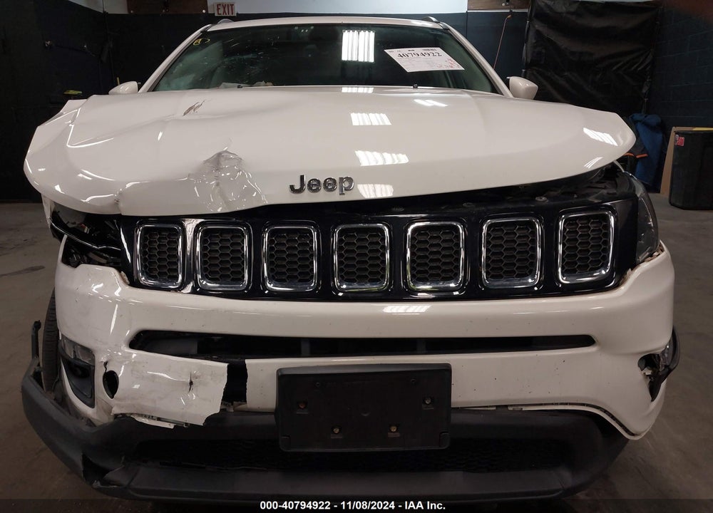 2018 JEEP COMPASS LATITUDE 4X4 VIN: 3C4NJDBB0JT161882