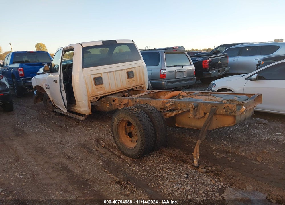 2017 RAM 3500 CHASSIS TRADESMAN/SLT VIN: 3C7WRTAJ8HG623899