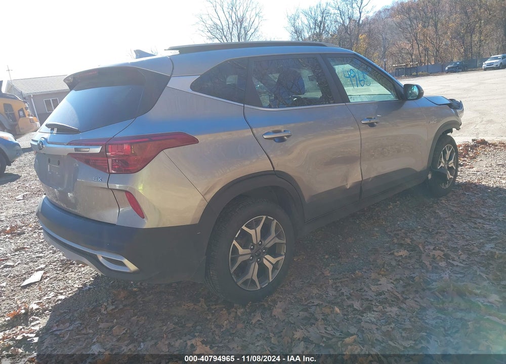 2021 KIA SELTOS EX VIN: KNDERCAA6M7131399