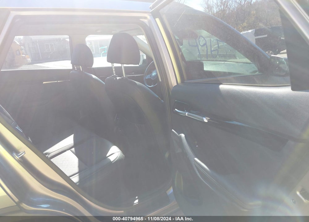 2021 KIA SELTOS EX VIN: KNDERCAA6M7131399