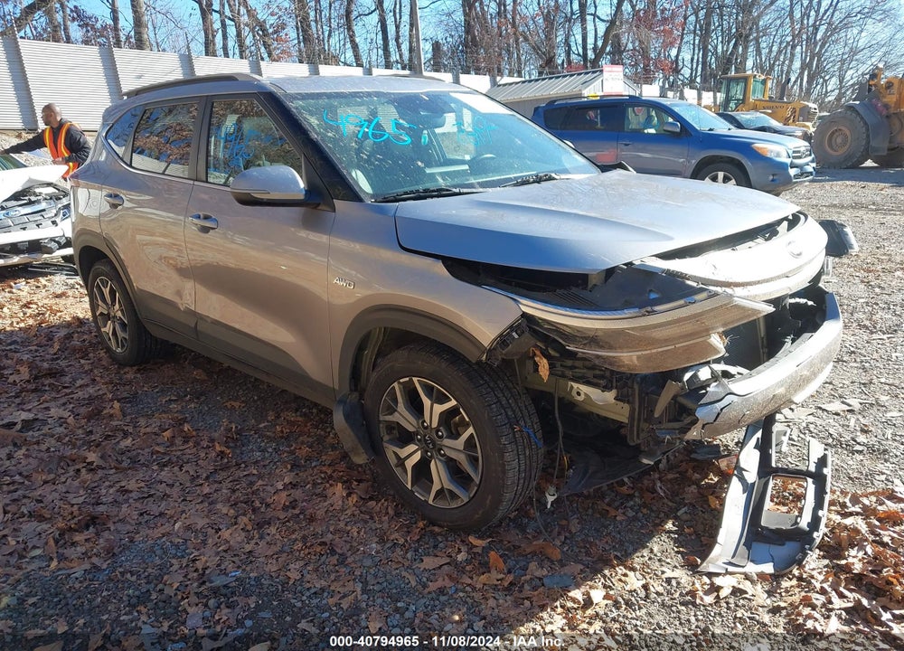 2021 KIA SELTOS EX VIN: KNDERCAA6M7131399