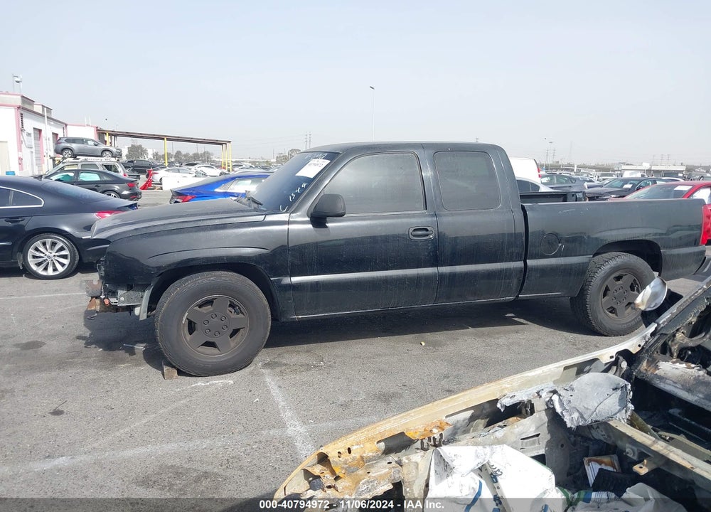2003 CHEVROLET SILVERADO 1500 LS VIN: 2GCEC19V631293199