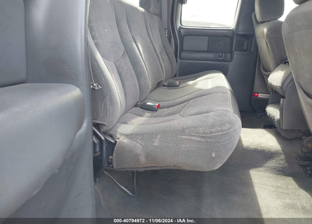 2003 CHEVROLET SILVERADO 1500 LS VIN: 2GCEC19V631293199