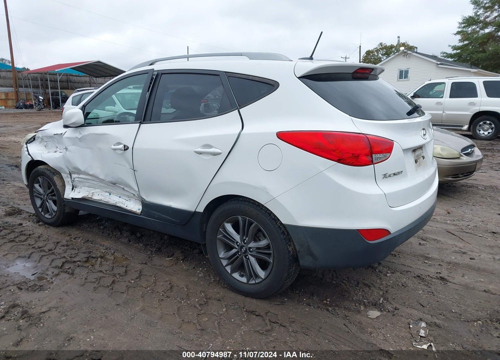 2015 HYUNDAI TUCSON SE VIN: KM8JU3AG6FU059251