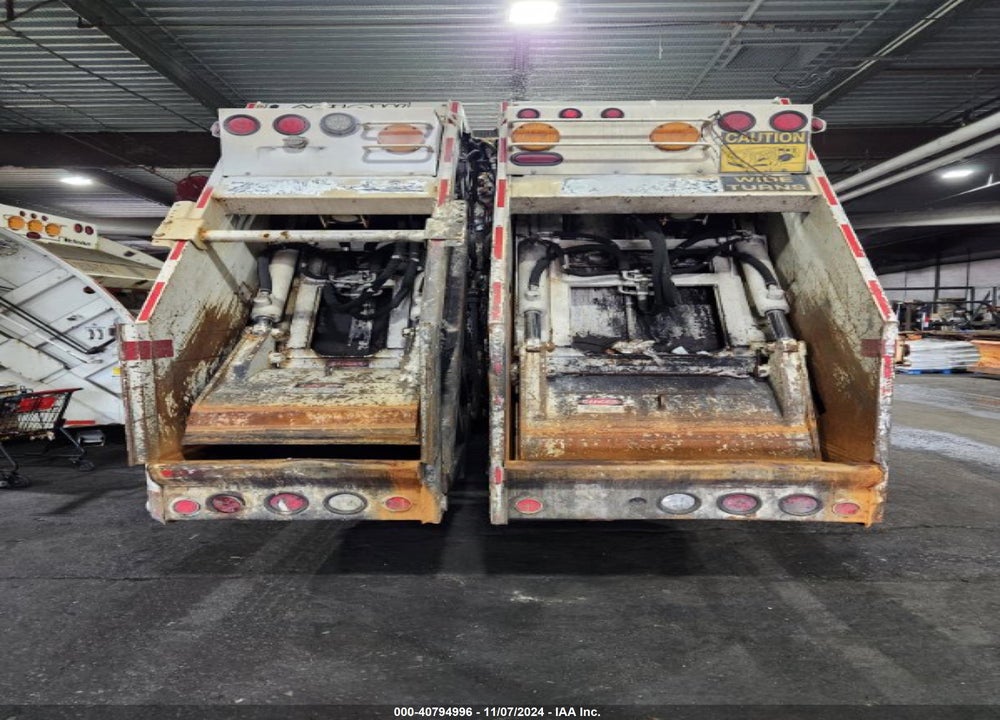 2017 MACK LR VIN: 1M2LR02C2HM001631