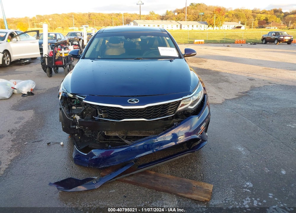 2019 KIA OPTIMA S VIN: 5XXGT4L39KG287553
