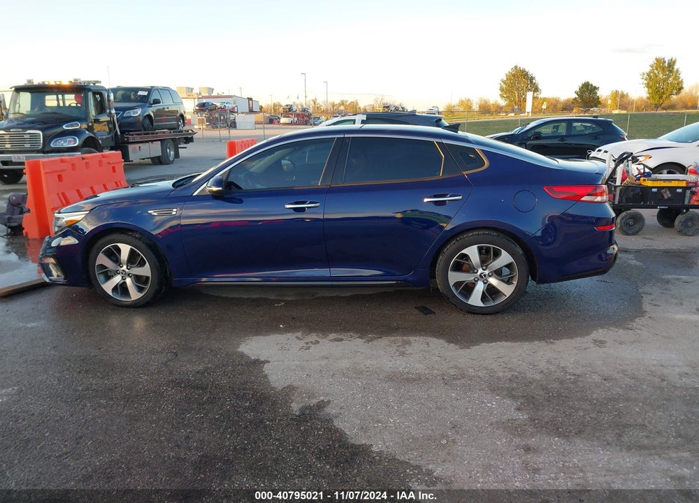 2019 KIA OPTIMA S VIN: 5XXGT4L39KG287553