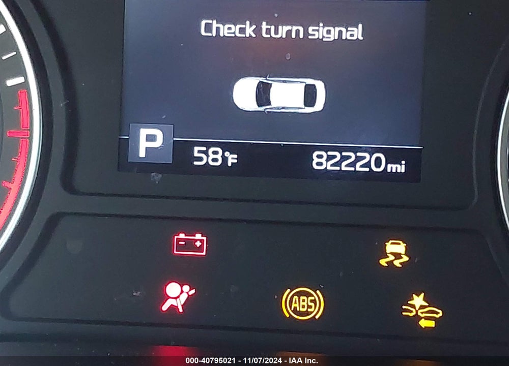 2019 KIA OPTIMA S VIN: 5XXGT4L39KG287553