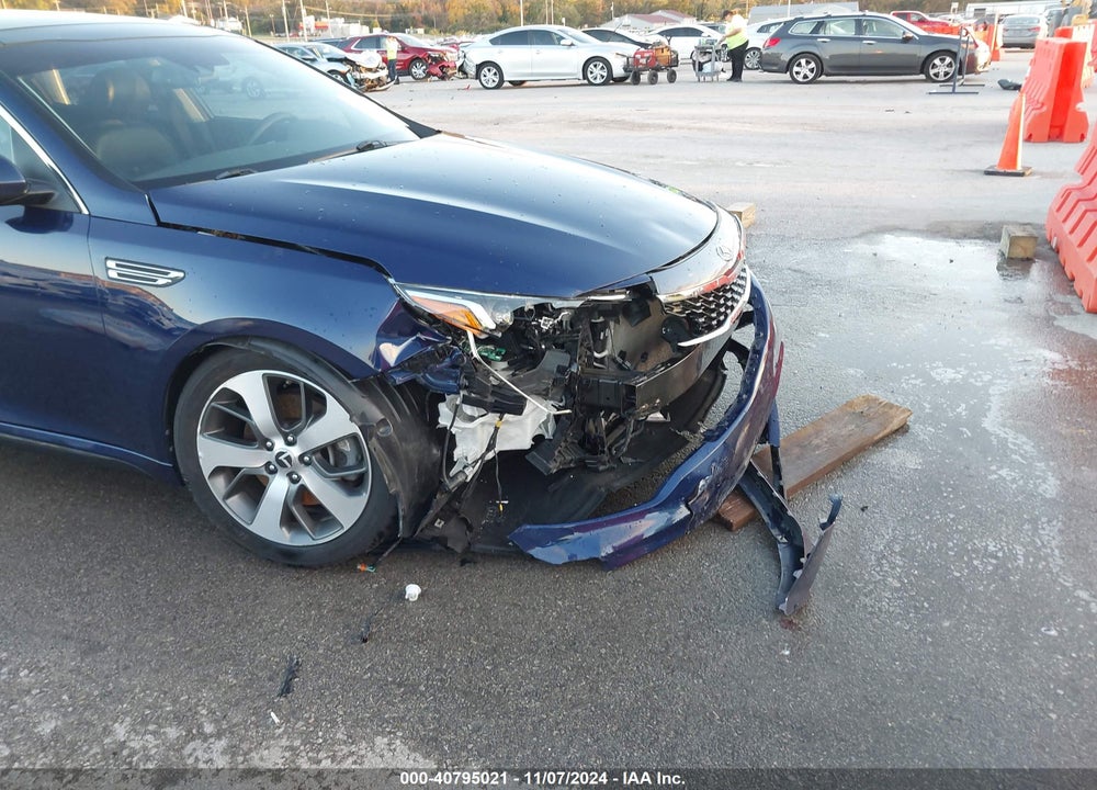 2019 KIA OPTIMA S VIN: 5XXGT4L39KG287553