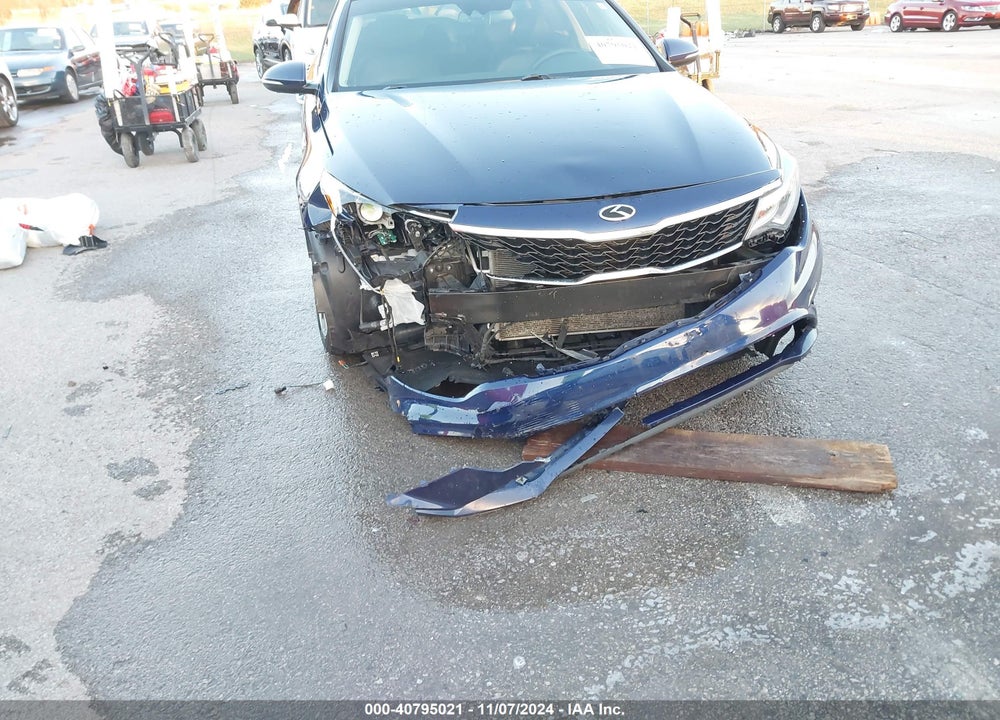 2019 KIA OPTIMA S VIN: 5XXGT4L39KG287553