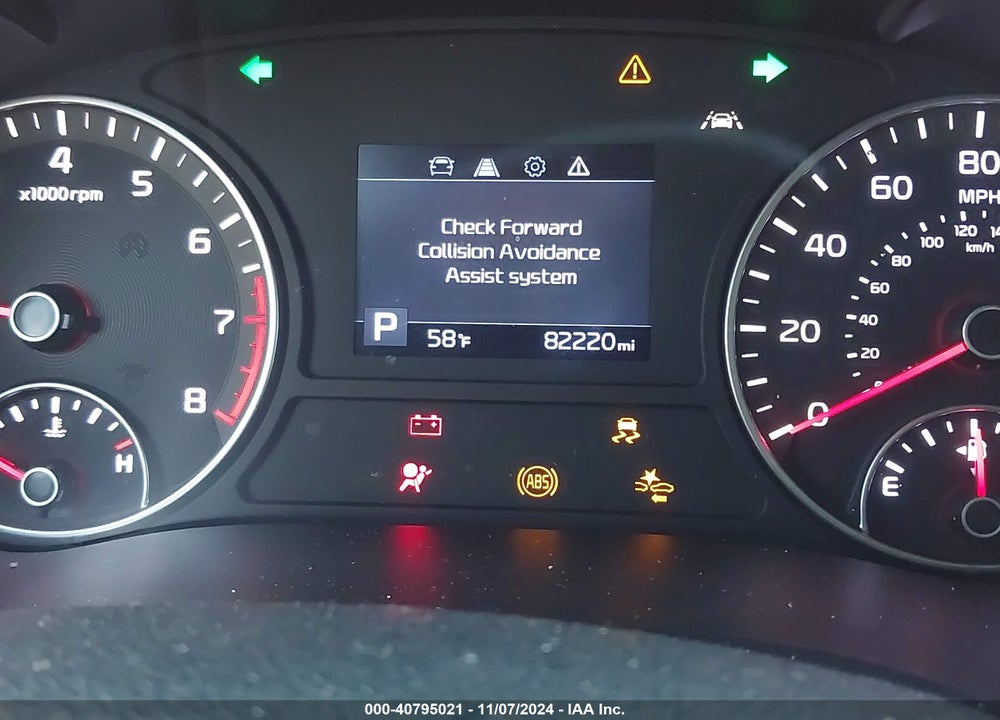 2019 KIA OPTIMA S VIN: 5XXGT4L39KG287553