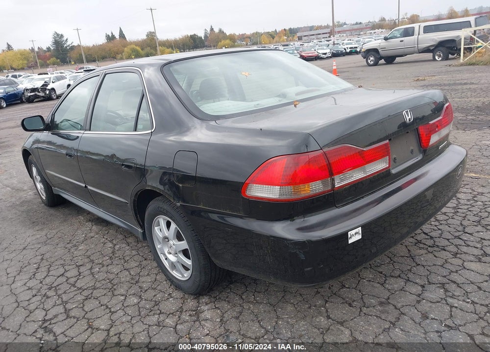 2002 HONDA ACCORD 2.3 SE VIN: JHMCG56702C029010