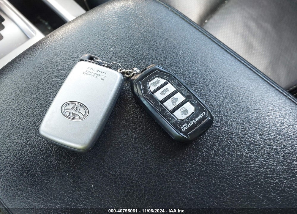 2014 TOYOTA 4RUNNER LIMITED VIN: JTEBU5JR9E5176963