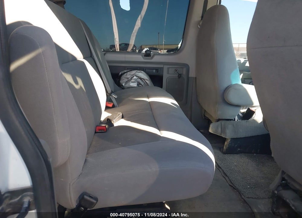 2008 FORD E-350 SUPER DUTY XL/XLT VIN: 1FBNE31P98DB16472