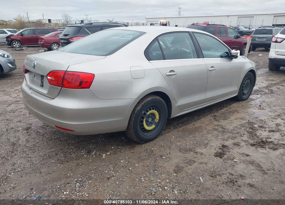2013 VOLKSWAGEN JETTA SE VIN: 3VWDP7AJ9DM224753