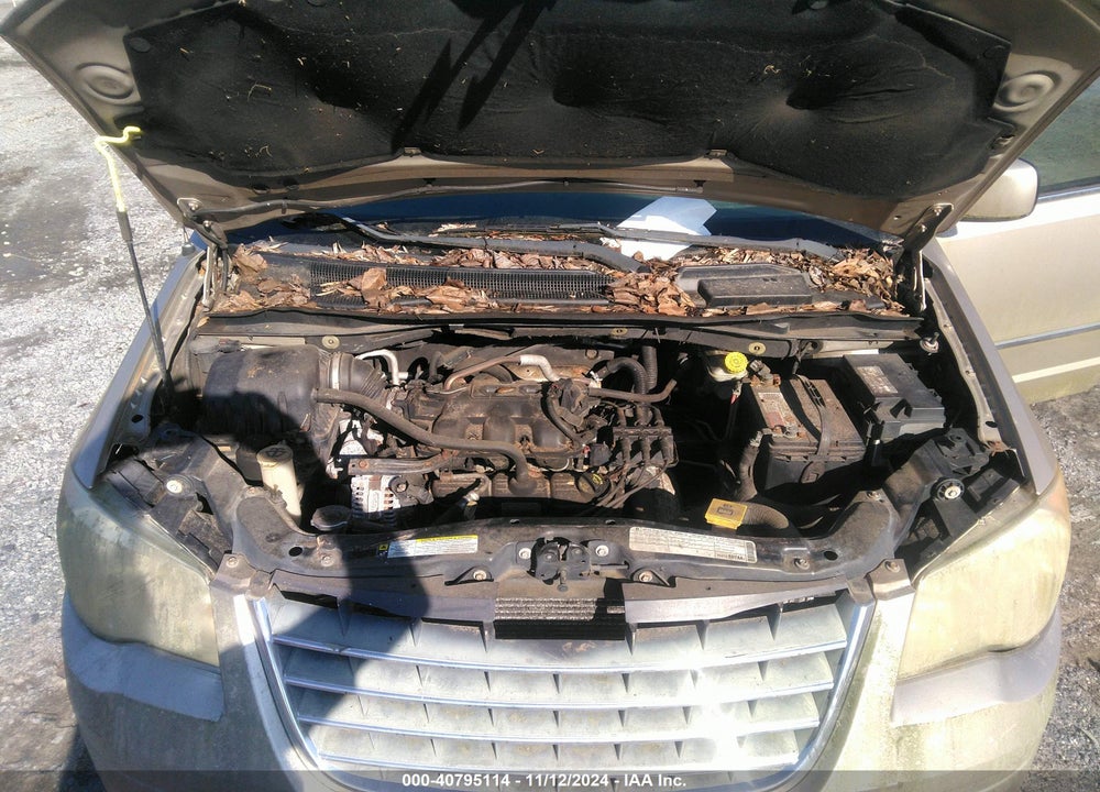 2009 CHRYSLER TOWN & COUNTRY TOURING VIN: 2A8HR54189R597211