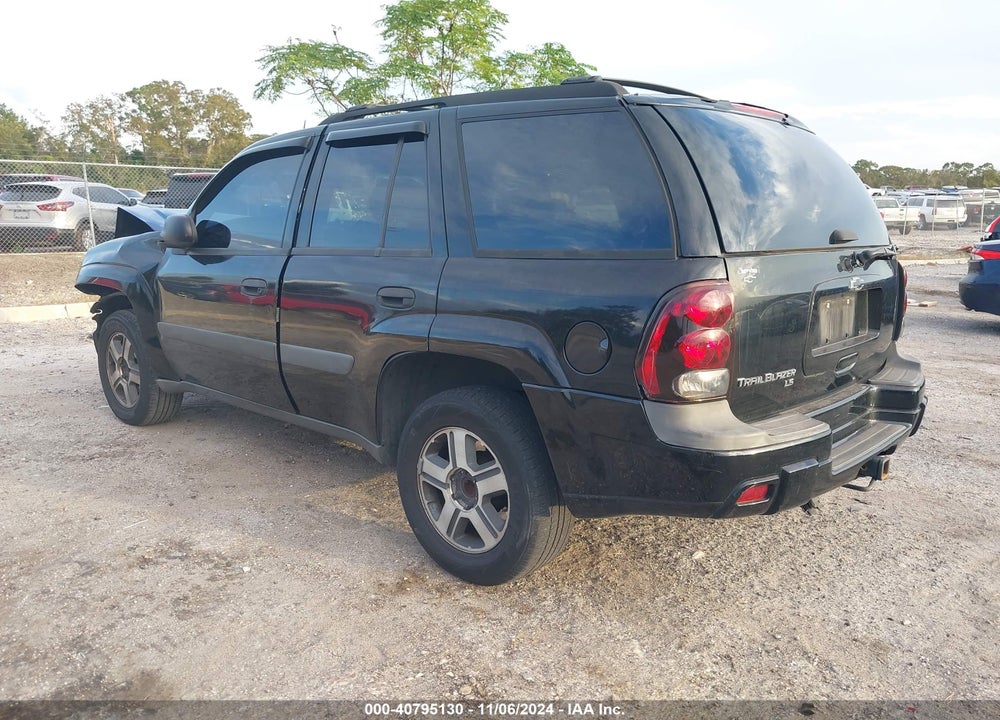 2005 CHEVROLET TRAILBLAZER LS VIN: 1GNDS13S252315108