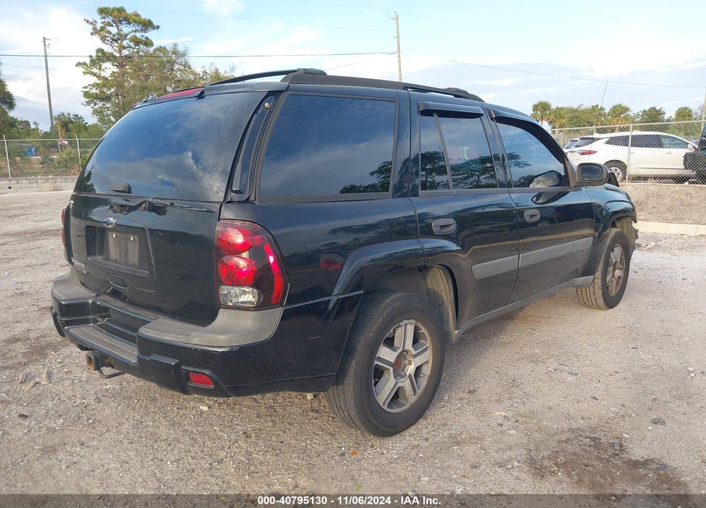 2005 CHEVROLET TRAILBLAZER LS VIN: 1GNDS13S252315108