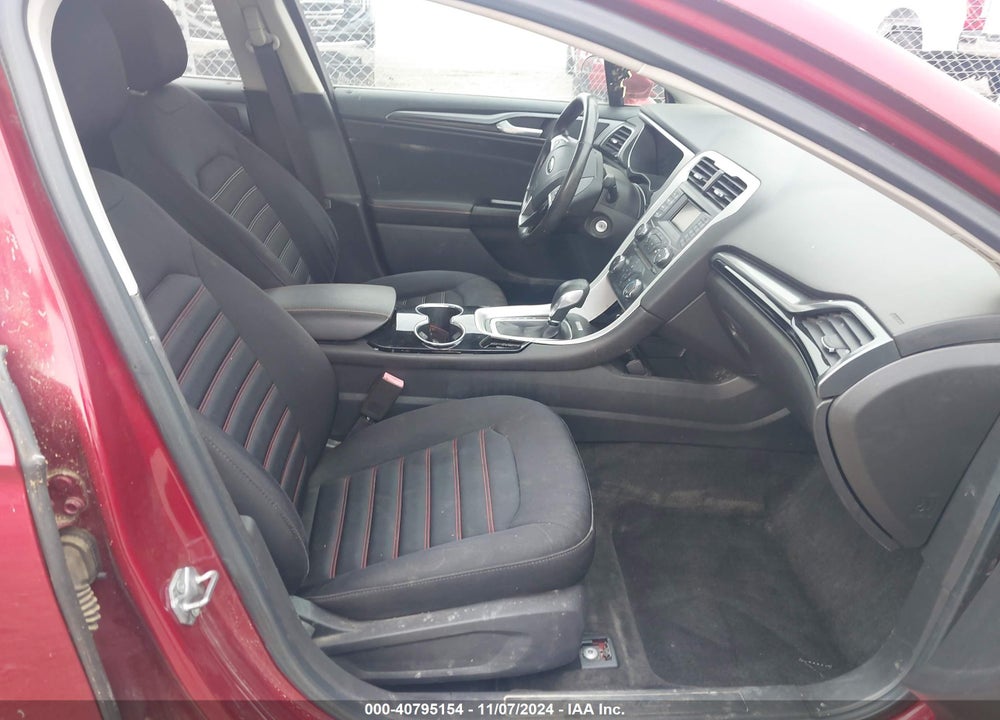 2014 FORD FUSION SE VIN: 1FA6P0HD4E5396589