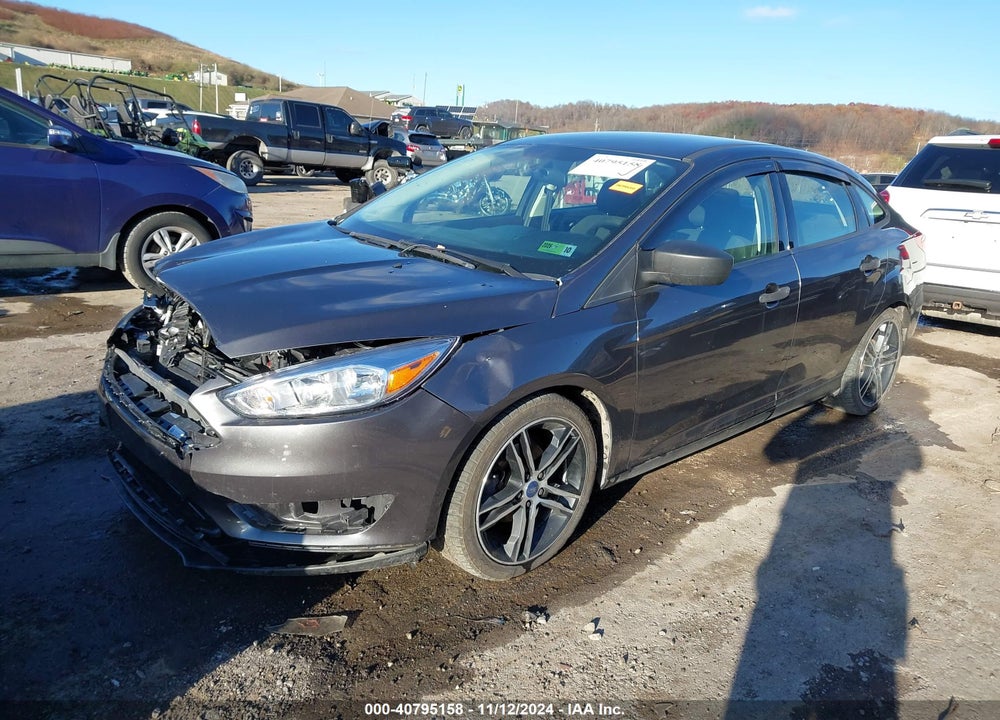 2018 FORD FOCUS S VIN: 1FADP3E23JL235281