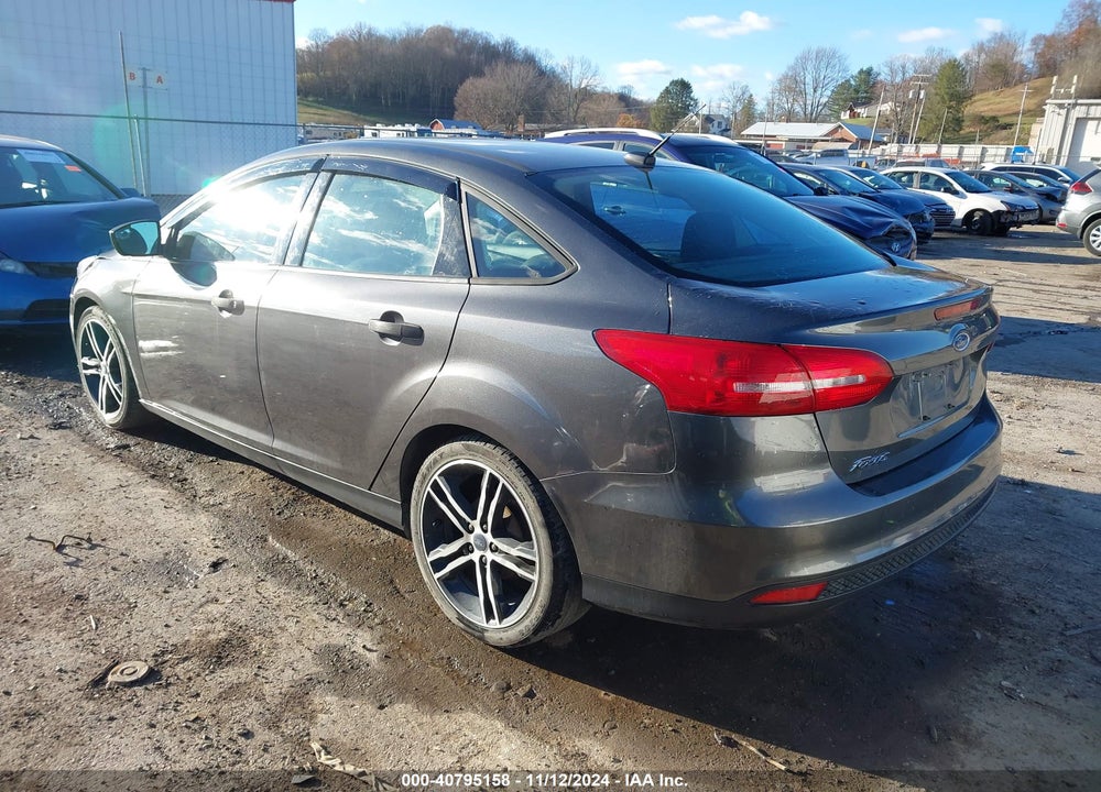 2018 FORD FOCUS S VIN: 1FADP3E23JL235281