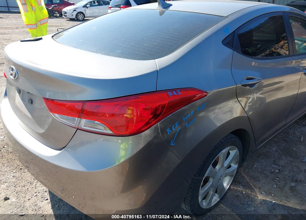 2013 HYUNDAI ELANTRA LIMITED VIN: 5NPDH4AE8DH292176