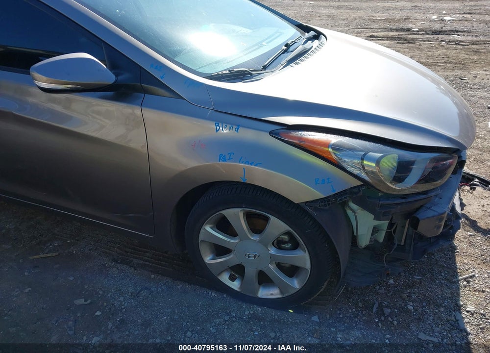 2013 HYUNDAI ELANTRA LIMITED VIN: 5NPDH4AE8DH292176