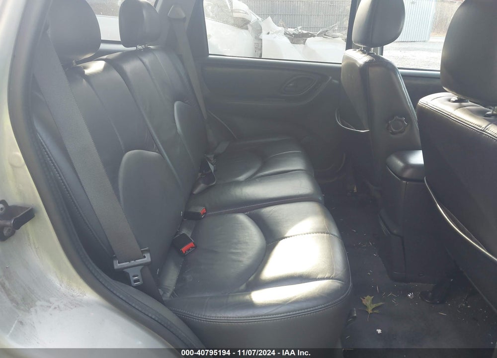 2004 MAZDA TRIBUTE ES VIN: 4F2CZ96144KM19826