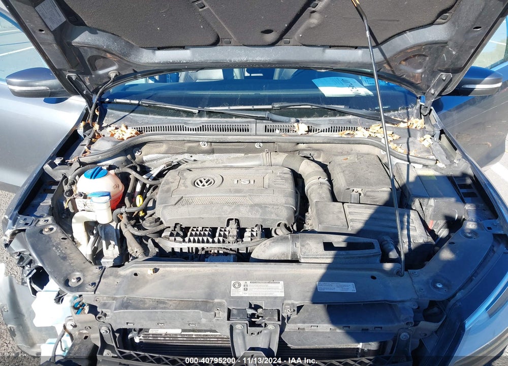 2014 VOLKSWAGEN JETTA 1.8T SEL VIN: 3VWL17AJ2EM419866