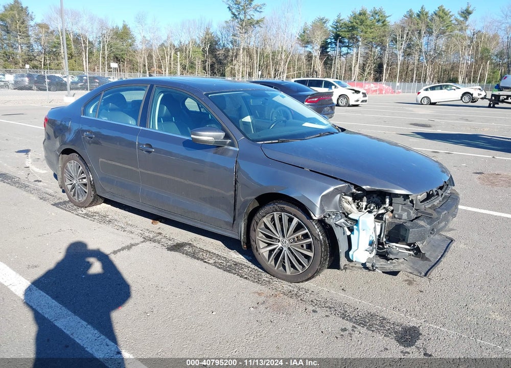 2014 VOLKSWAGEN JETTA 1.8T SEL VIN: 3VWL17AJ2EM419866
