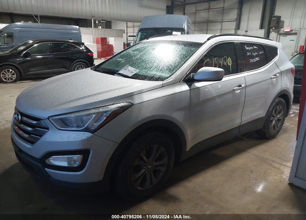 2013 HYUNDAI SANTA FE VIN: 5XYZU3LB0DG015429