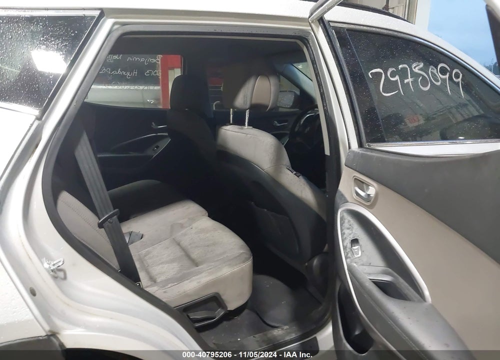 2013 HYUNDAI SANTA FE VIN: 5XYZU3LB0DG015429
