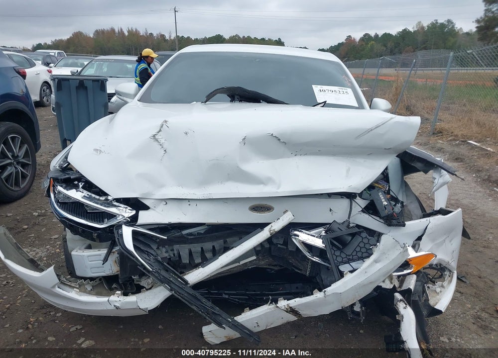 2018 FORD FUSION VIN: 3FA6P0K90JR281676