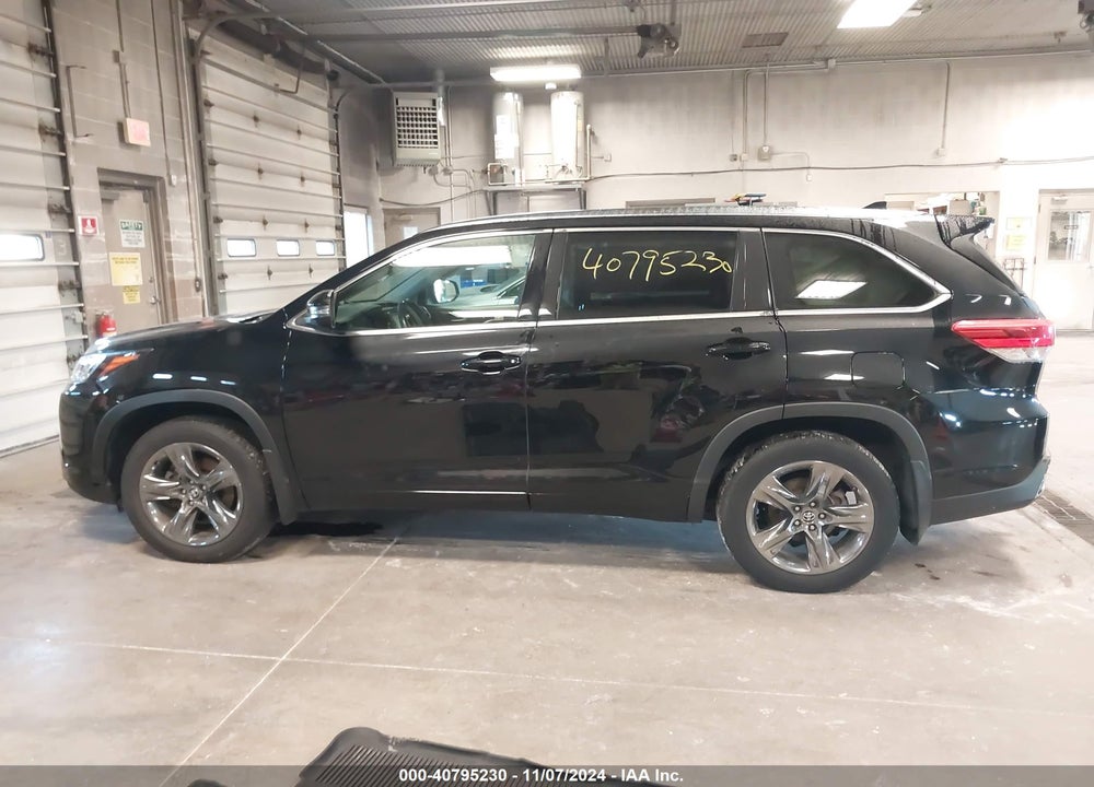 2019 TOYOTA HIGHLANDER LIMITED/PLATINUM VIN: 5TDDZRFH3KS984091