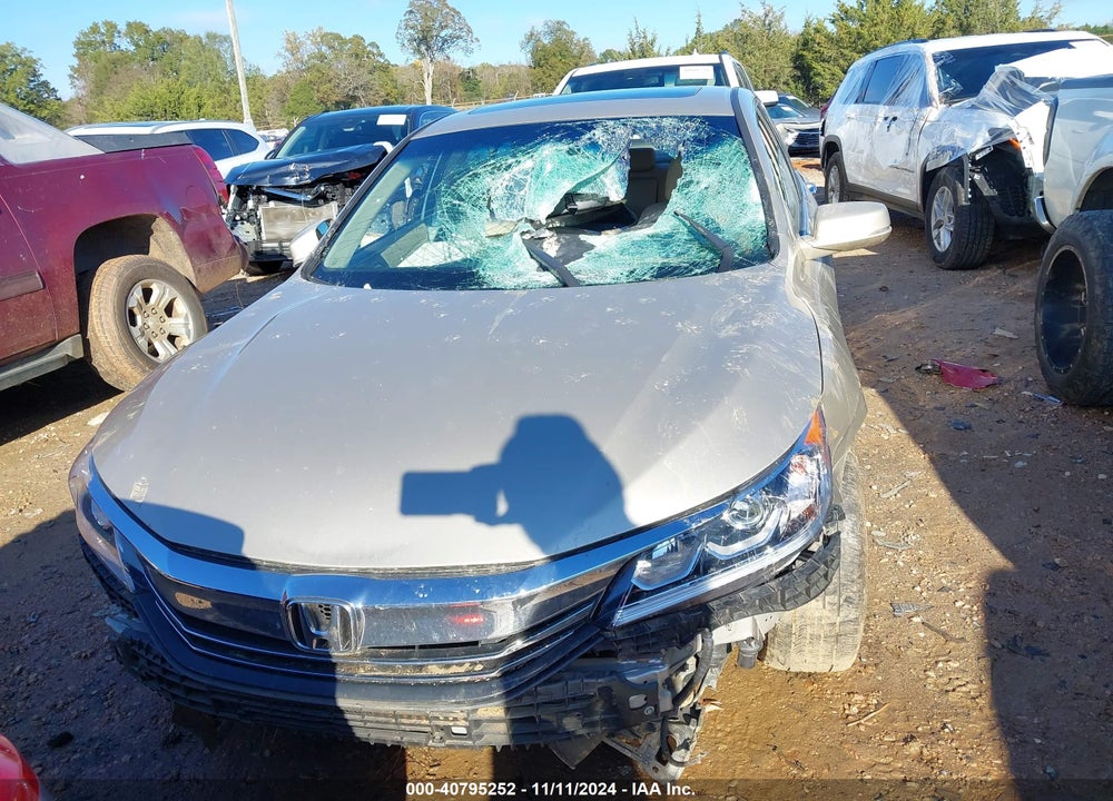 2016 HONDA ACCORD EX-L V-6 VIN: 1HGCR3F84GA015947