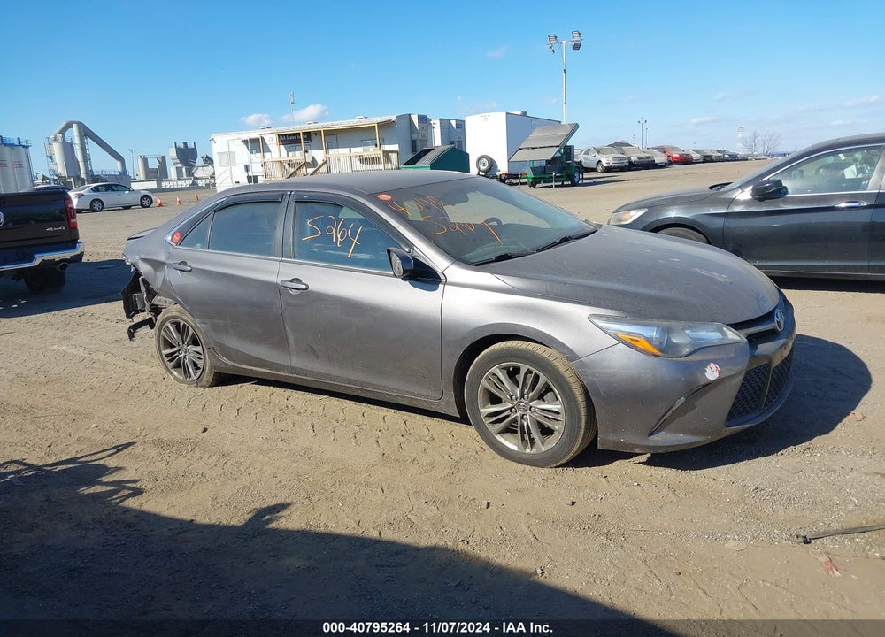 2017 TOYOTA CAMRY SE VIN: 4T1BF1FK0HU767580