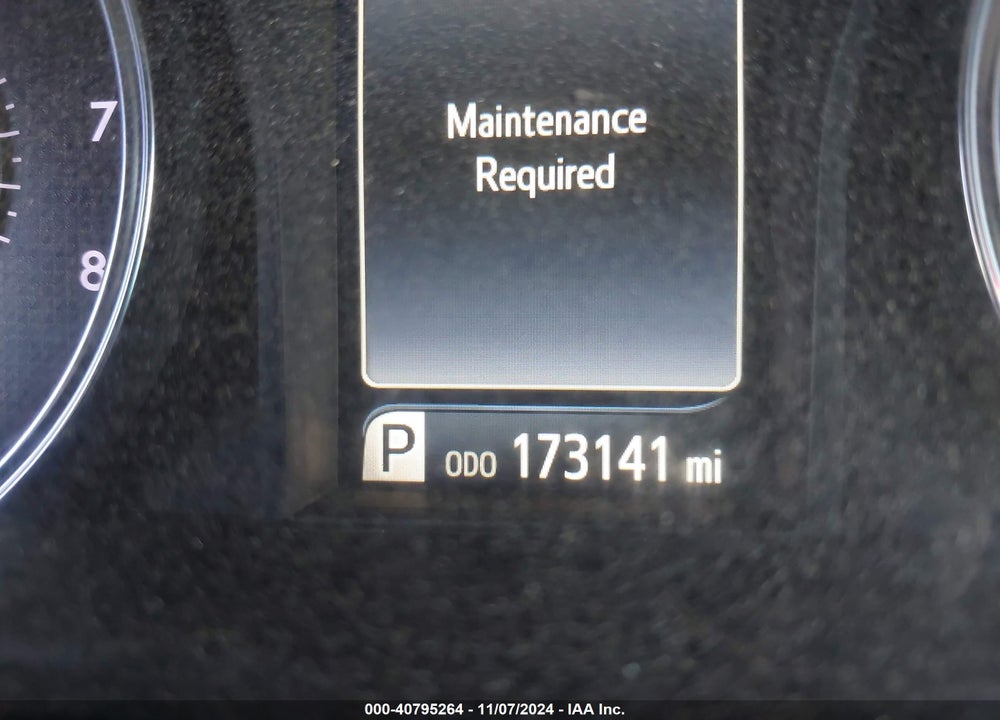 2017 TOYOTA CAMRY SE VIN: 4T1BF1FK0HU767580