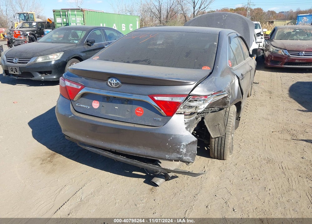 2017 TOYOTA CAMRY SE VIN: 4T1BF1FK0HU767580