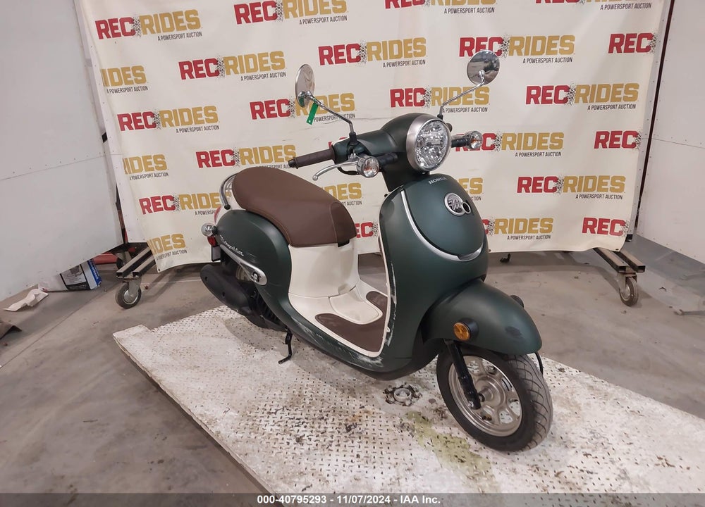 2024 HONDA NCW50 VIN: JH2AF7715RK702866