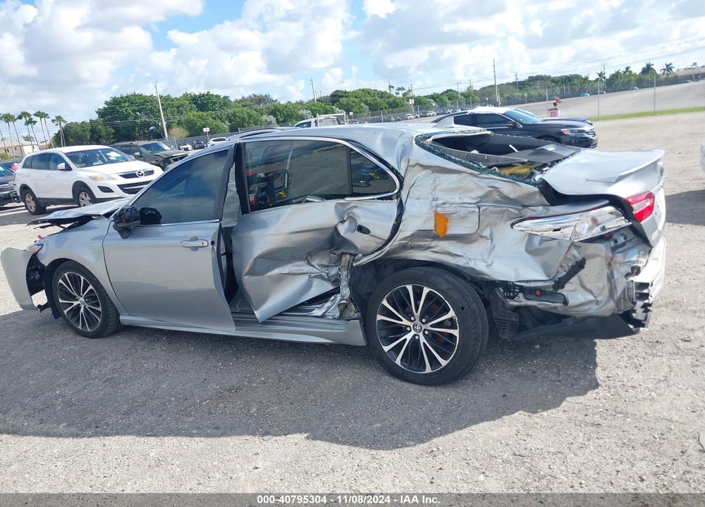 2020 TOYOTA CAMRY SE VIN: 4T1G11AK2LU307082