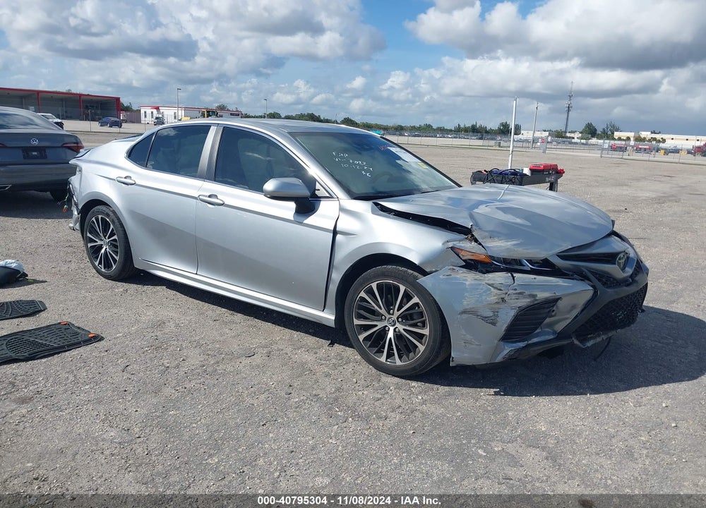 2020 TOYOTA CAMRY SE VIN: 4T1G11AK2LU307082