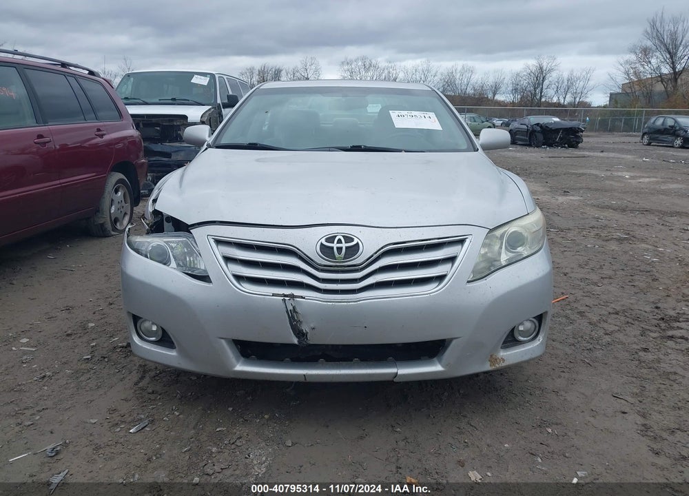 2011 TOYOTA CAMRY XLE V6 VIN: 4T1BK3EK7BU613187