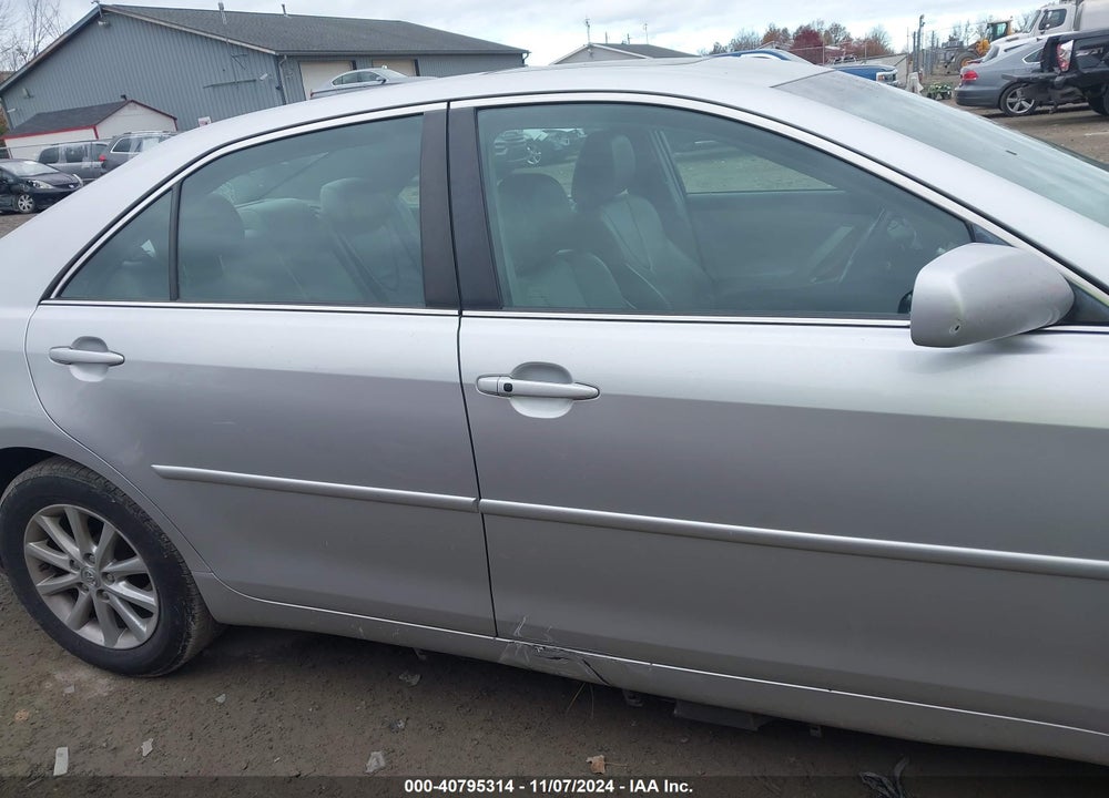 2011 TOYOTA CAMRY XLE V6 VIN: 4T1BK3EK7BU613187