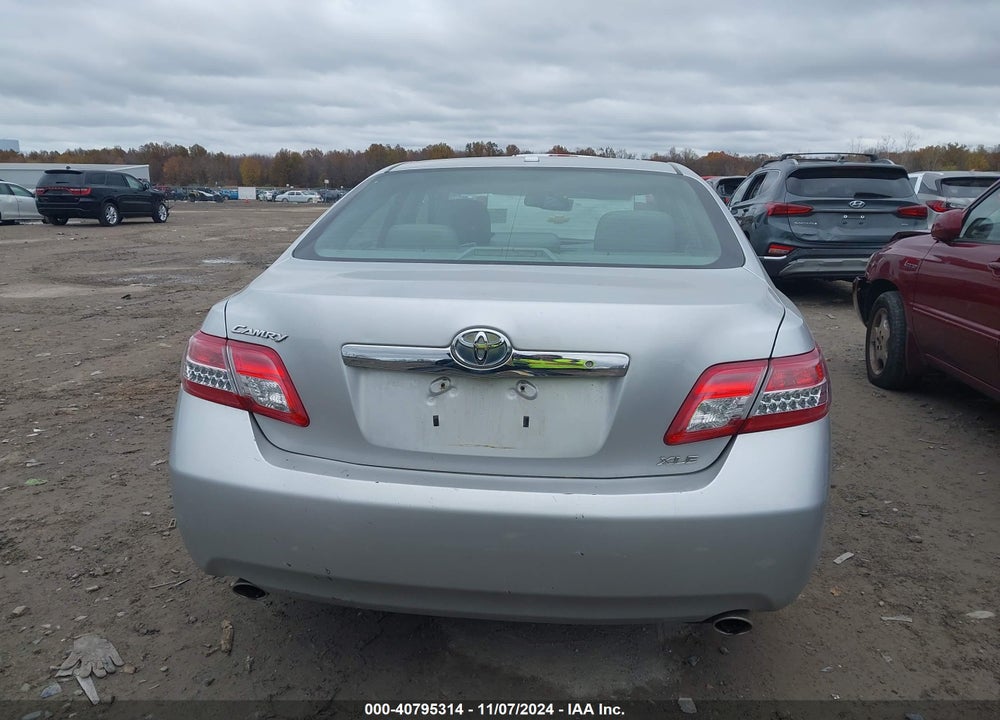2011 TOYOTA CAMRY XLE V6 VIN: 4T1BK3EK7BU613187