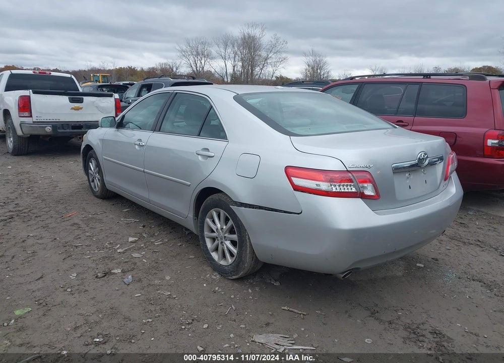 2011 TOYOTA CAMRY XLE V6 VIN: 4T1BK3EK7BU613187